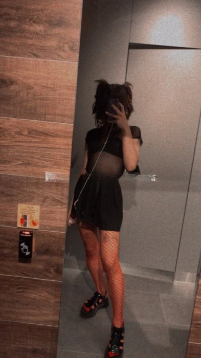 Skylla, Escort, Mersin