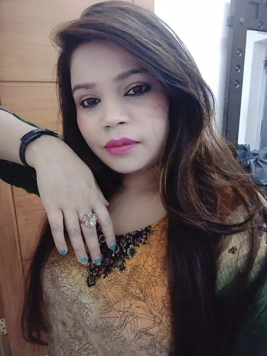 Sana Khan — 6 / 8