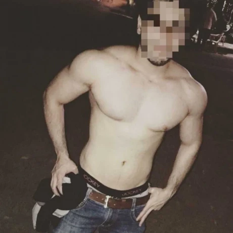 Rohan Kapoor — 3 / 4