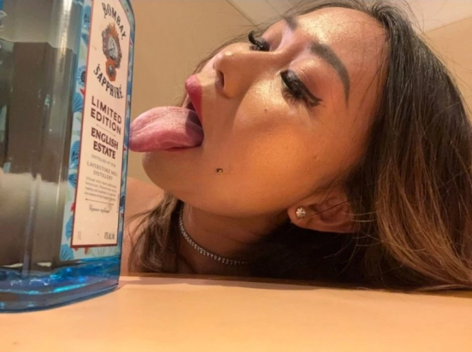 Lulu — 2 / 6