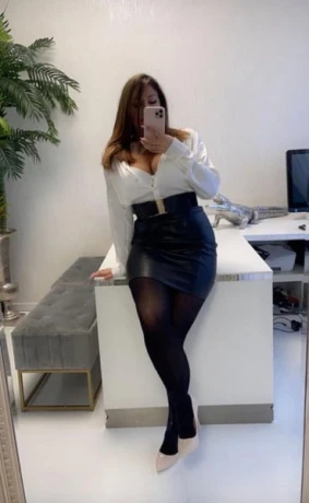 Lena Neu Top Service — 1 / 12