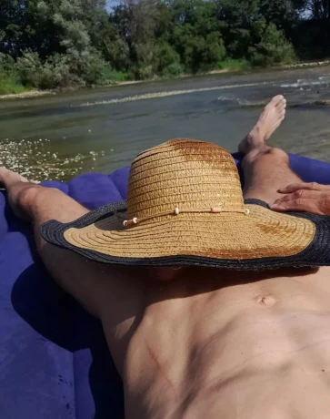 Gigolo Escort Ian May Voor Dames En Koppels — 3 / 5