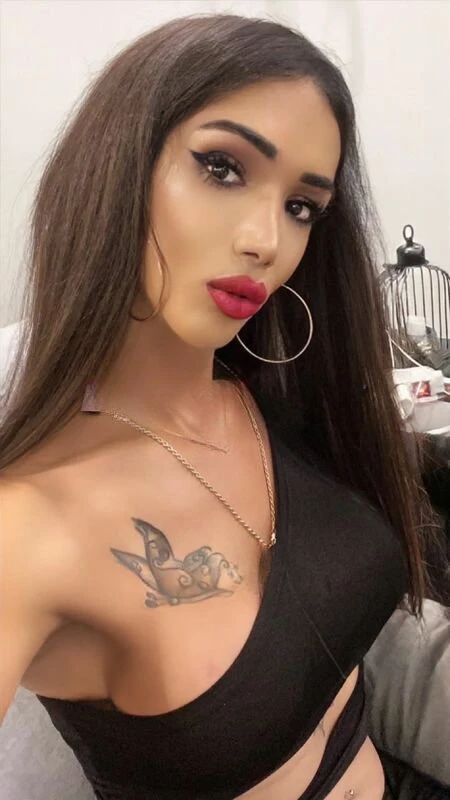 Yeliz — 3 / 5