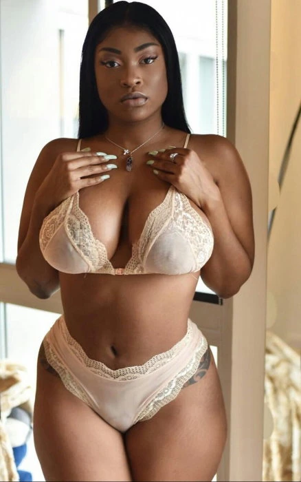 Sexy Kim — 4 / 6
