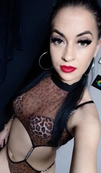 Alice - Haus 65 OG, Escort, Ulm