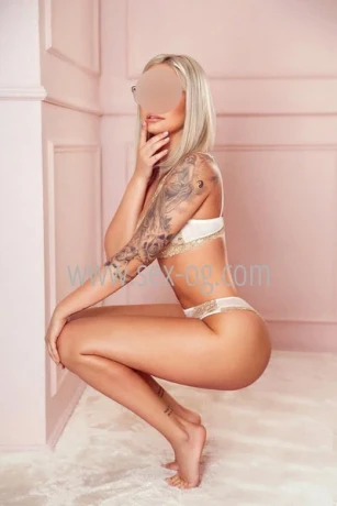 Nicoletta Villa Del Amor — 2 / 6