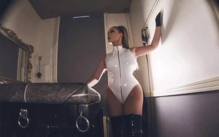 Goddess Skyler Nl Sessies Op Maat Beginners Gevorderd Stellen — 4 / 15