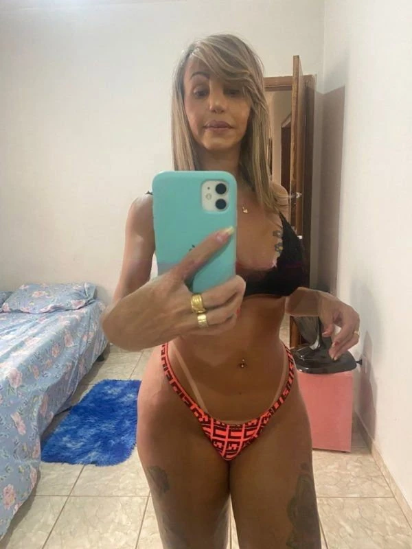 Patrícia Cavalcante — 7 / 9