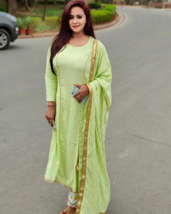 Komal — 2 / 3
