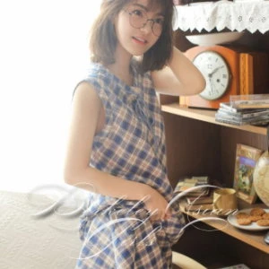 Vivi — 2 / 3