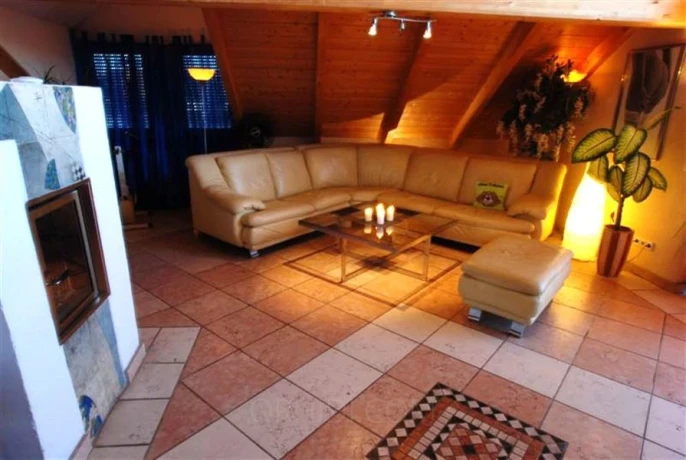 LAUFHAUS Kufsteiner 109 — 3 / 6