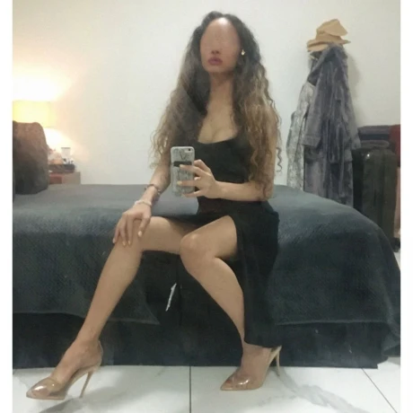 Larissa Kaya — 6 / 12