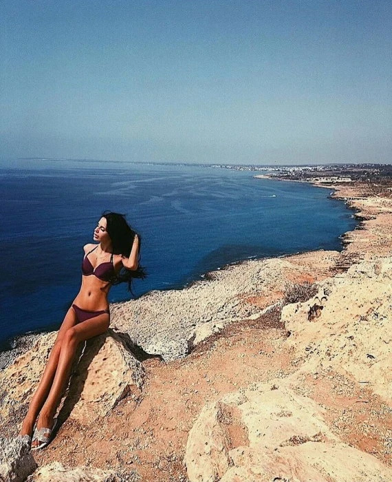 Angie — 2 / 3