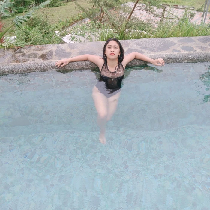 Jaz Decena, Escort, Calamba