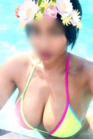 Kiara Sexy Party — 7 / 9