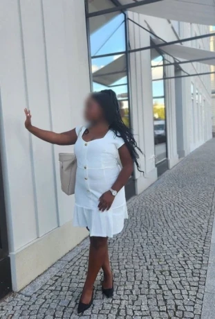 Alia Adore — 6 / 7