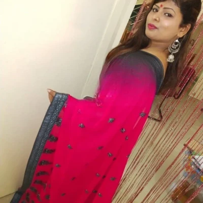 Madhu, Escort, Pune