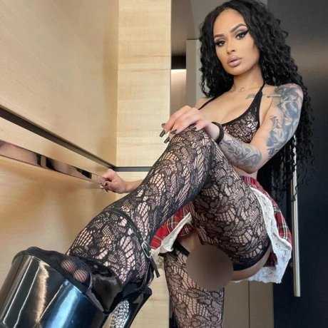 Jaqueline Haus Und Hotel Besuche — 10 / 14