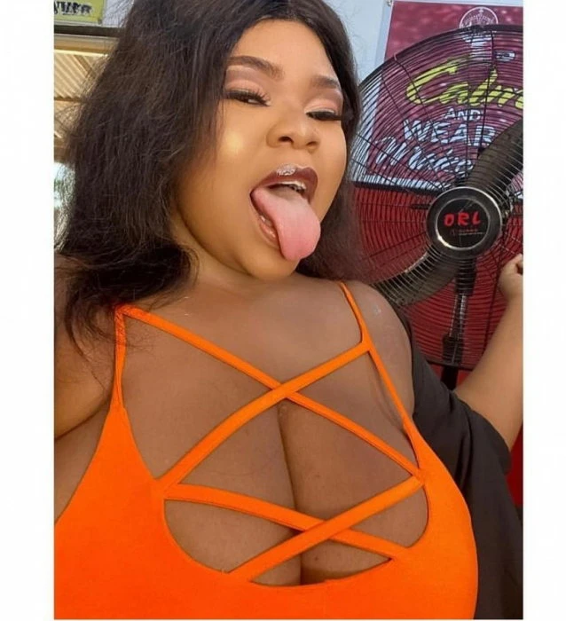 Nessa, Escort, Accra
