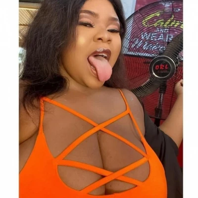 Nessa, Escort, Accra