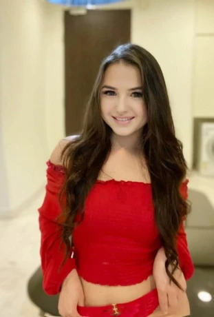 Milana Russian — 4 / 8