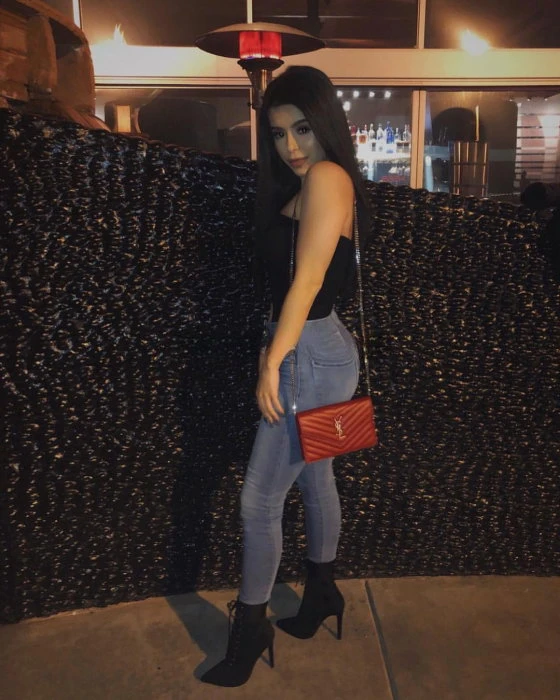 Natasha — 2 / 3