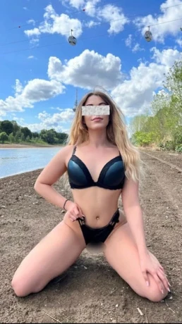 Mila Deutsch — 3 / 11