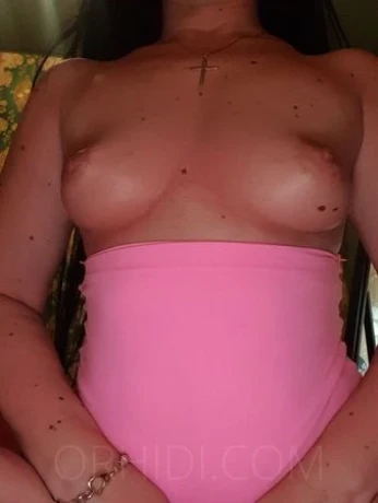 Yasmin — 11 / 14