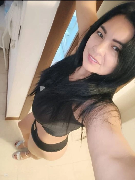 Jazmin, Escort, Xaghra