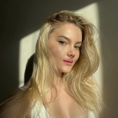 Donara, Escort, Trieste