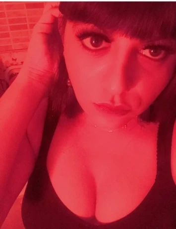 Shemale Cagla Pornstar — 1 / 11