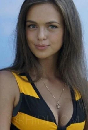 Avhustina, Escort, Istanbul