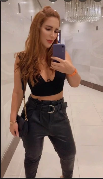 Heloisa — 2 / 8