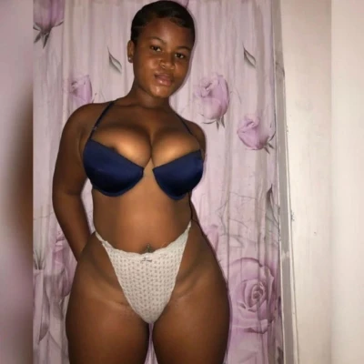 Happy Lilly, Escort, Al Farwaniyah