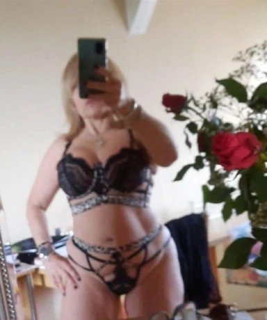 Camila Super Sexy — 2 / 6