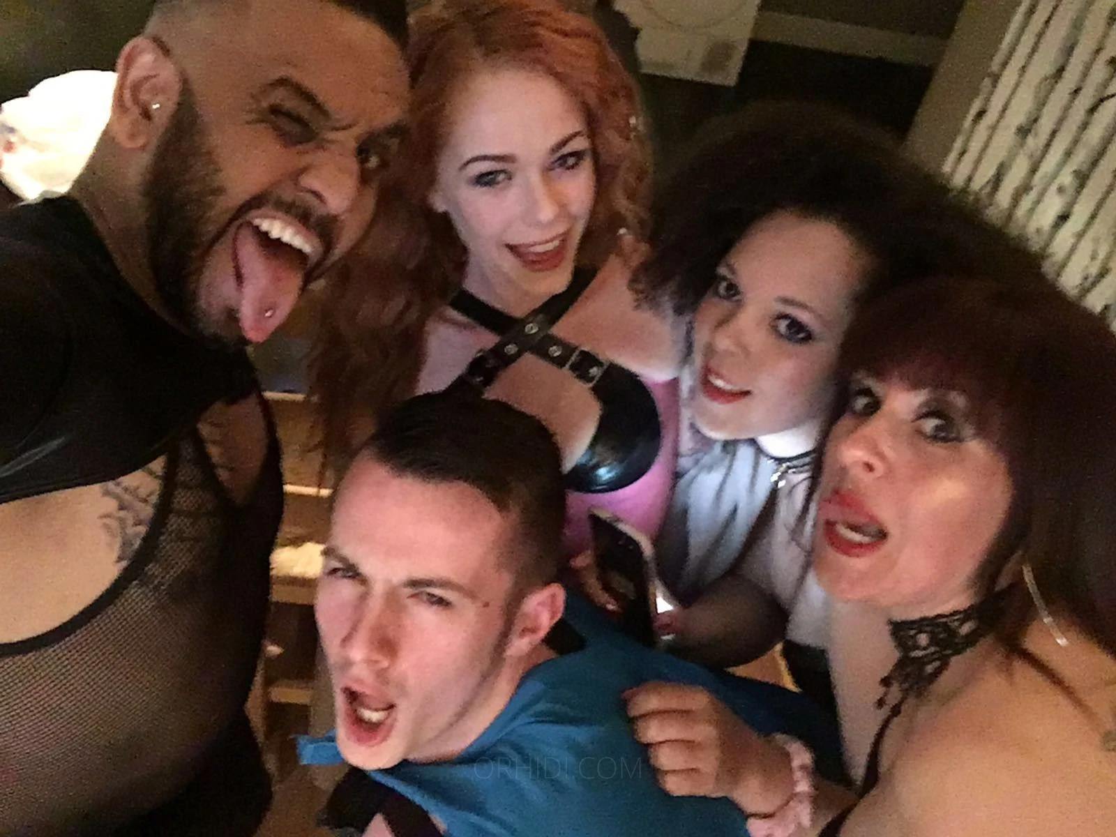 PoshGirlGoneBad94 — 12 / 18