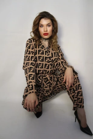 Валерия — 6 / 8