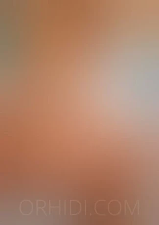 Deutsche Yvonne — 9 / 10