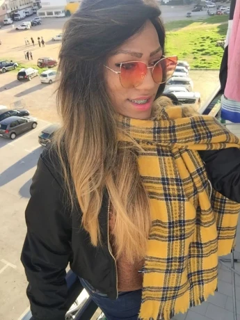 Gabrielle Fershai — 8 / 12