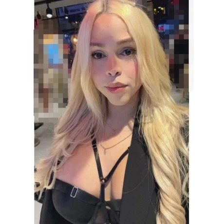 Ts Danna Sofia — 4 / 9