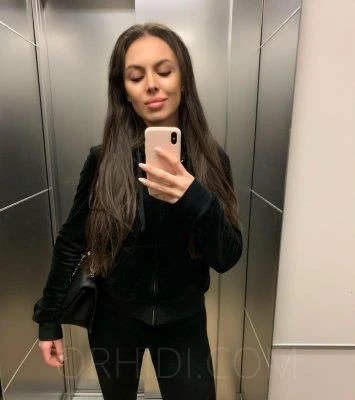 Alexandra — 2 / 7