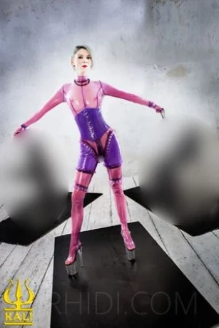 CONTESSA KALI — 15 / 18