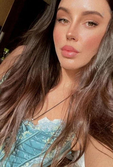 Katrina — 4 / 5