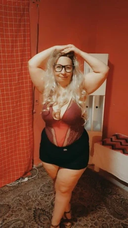 Aniko Im Bellami — 2 / 3