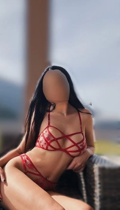 Anya, Escort, Prague