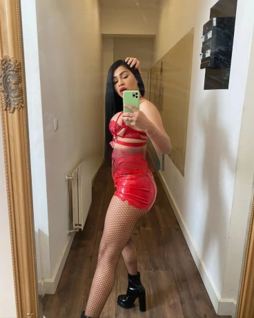 Vanessa Donado — 10 / 12