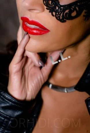 Bizarrlady Luana — 8 / 14