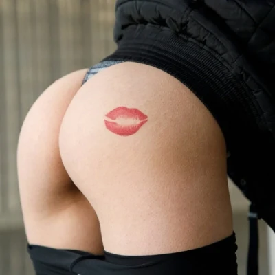 Chara, Escort, Thessaloniki