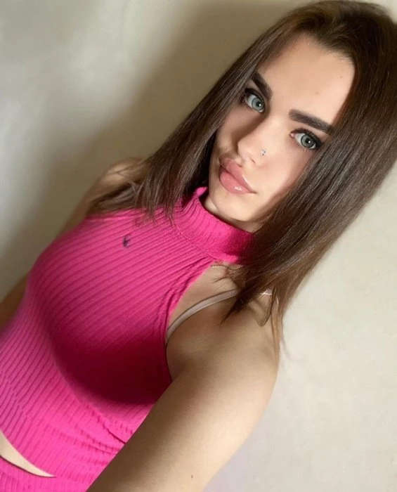 Gerdi, Escort, Paris
