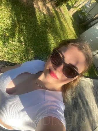 Laura — 13 / 14